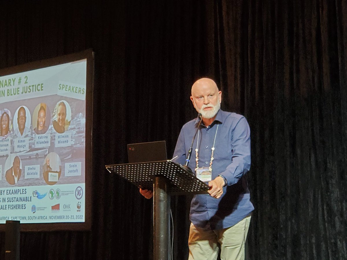 TBTI_Japan's tweet photo. Prof. #SveinJentoft, the Co-Founder of #TBTI and the author of #LifeAboveWater at #4WSFC #Africa. 
#LeadingByExamples
#IYAFA2022  @FAOfish
#WorldFisheriesDay2022 
@TBTInetwork #世界小規模漁業会議 #アフリカ #世界漁業デー #スウェンイェントフト #水面上の生命 著者 https://t.co/IlZL3zMNoI