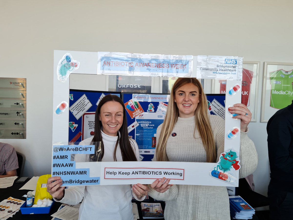 katsummers0101's tweet photo. The #IPC and #MedicinesManagement teams attended @BCHFTStaff #Dental symposium to promote and encourage them to #MakeAPledge and become an #AntibioticGuardian #WAAW2022 #TeamBridgewater @ColinScales1 @suzeburton https://t.co/78fFvQnkja