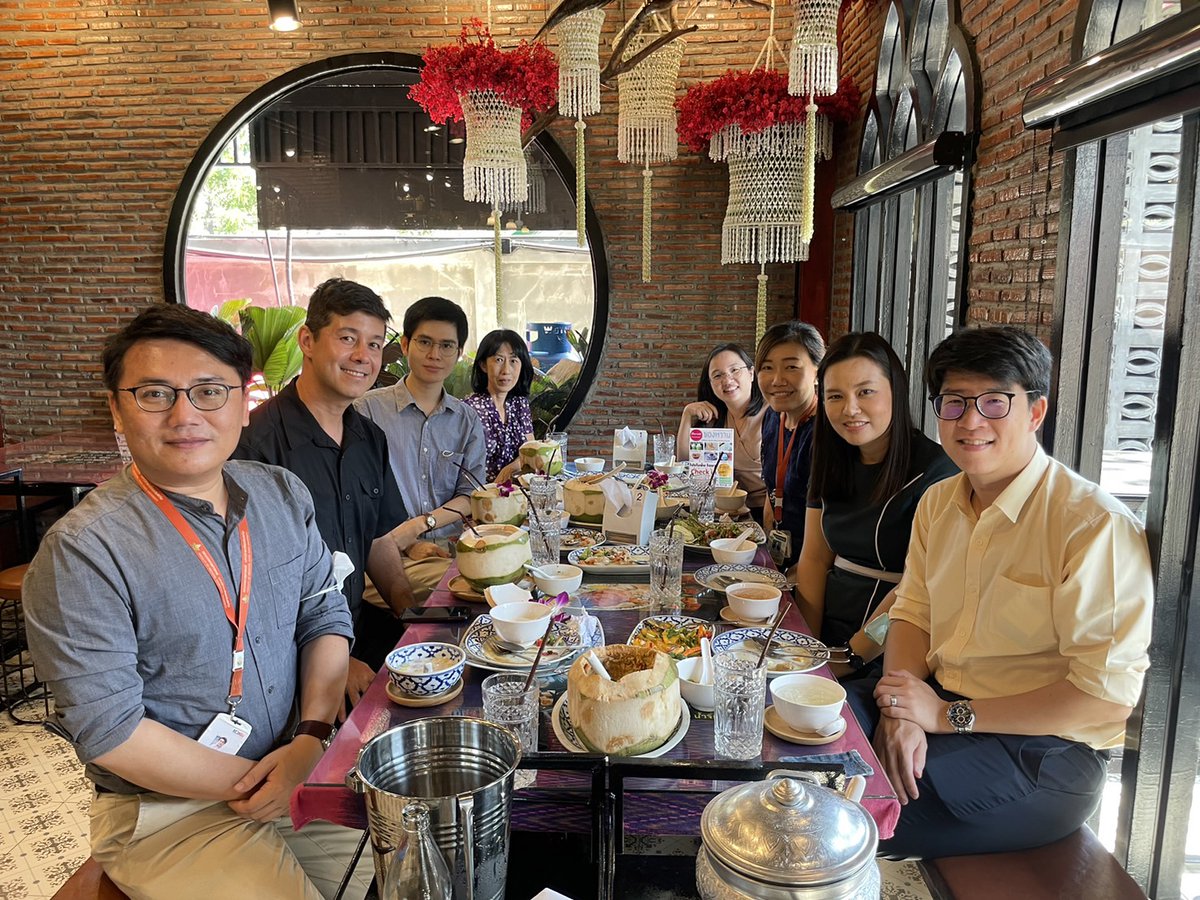 Gave a talk about our photoswitchable siRNA system to the Faculty of Medicine, Department of Biochemistry today at <a href="/khonkaenunivers/">มหาวิทยาลัยขอนแก่น</a>. Thanks for the kind invitation and I look forward to collaborations!