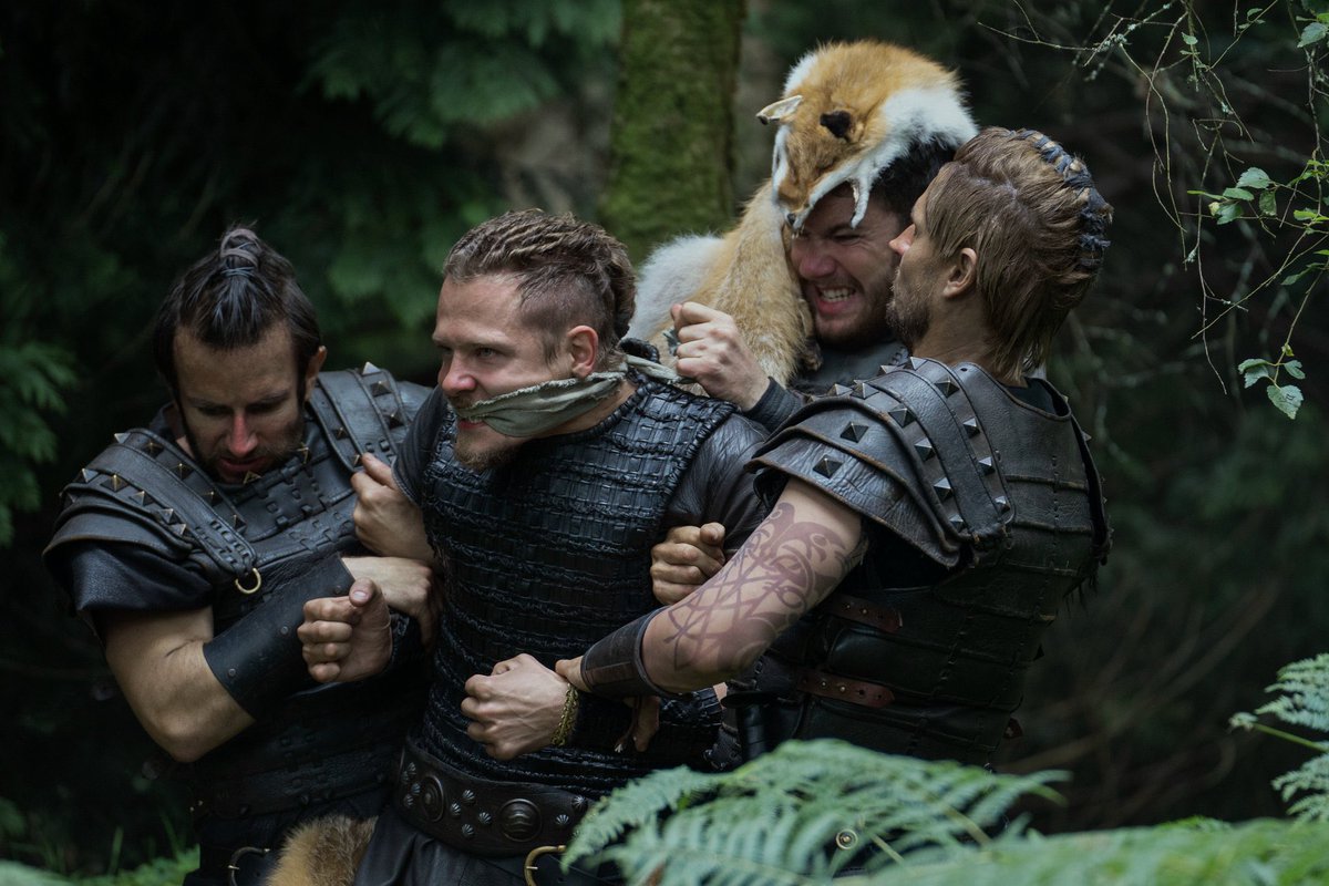 SeriesUpdateFR's tweet photo. La saison 2 de "Vikings: Valhalla" sortira le 12 janvier sur Netflix.⚔️ https://t.co/3Te6AggjK1
