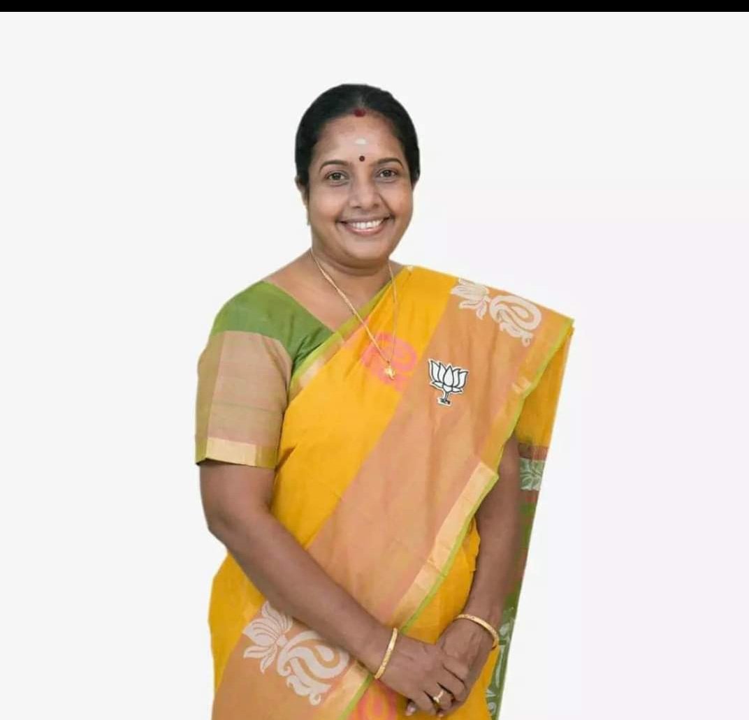 KhatriSundary's tweet image. #2YrsOfAkka
भाजपा महिला मोर्चा की राष्ट्रीय अध्यक्षा @Vanathi Srinivasan जी को 2 वर्ष के सफल कार्यकाल पूर्ण होने पर समस्त भाजपा महिला मोर्चा गुरुग्राम की ओर से हार्दिक बधाई एवं शुभकामनाएं 💐💐
#bjpmm4hry
#bjp4gurugram
#VanathiSrinivasan
#sumitrachouhan