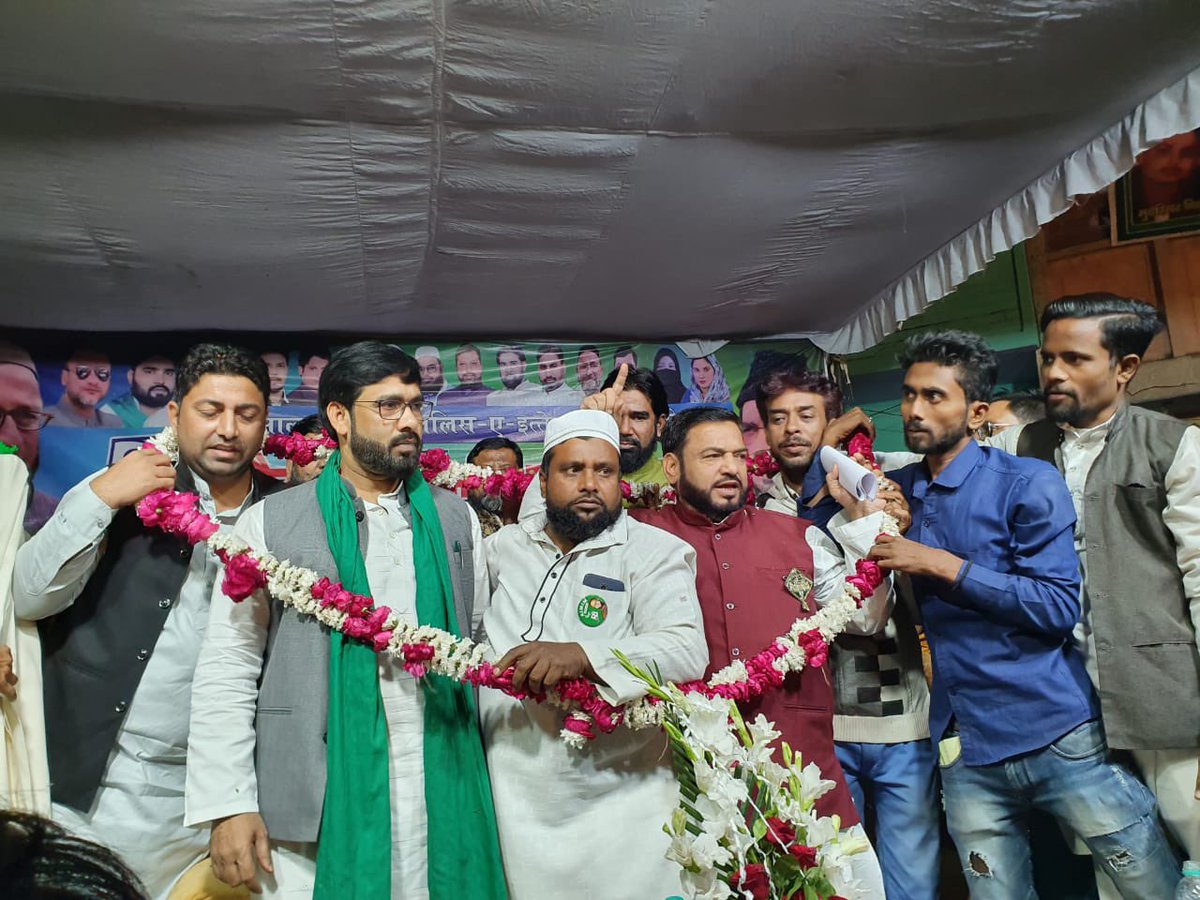 imshaukatali's tweet photo. कानपुर में जनसभा को संबोधित किया 
शुक्रिया कानपुर 
#AIMIM #AsaduddinOwaisi #ShaukatAli #AIMIMUttarPradesh #kanpur #UttarPradeshasad https://t.co/QHvFbxGOR1