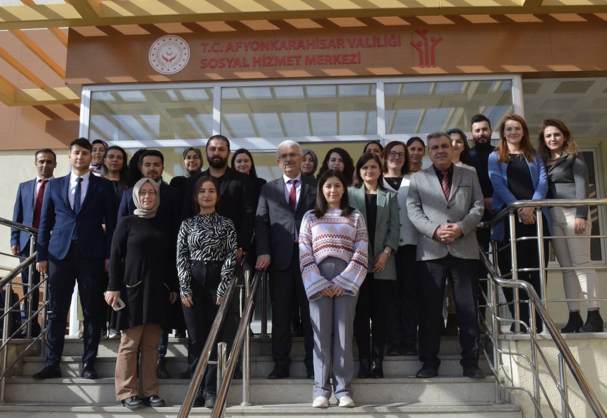 İl Performans Değerlendirme Çalışması Kapsamında Afyonkarahisar, Antalya, Denizli ve Isparta Saha Gözlemi Gerçekleştirildi.

Haberin devamı için👇
aile.gov.tr/athgm/haberler…

<a href="/tcailesosyal/">T.C. Aile ve Sosyal Hizmetler Bakanlığı</a> <a href="/deryayanikashb/">Derya Yanık</a> <a href="/cemuraldi/">cem uraldı</a>