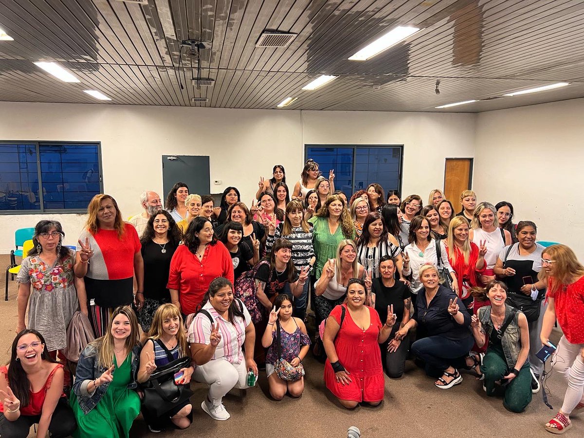 • Un partido de cara a pensar soluciones a los problemas de las porteñas y los porteños.

Junto al <a href="/Sedronar/">Sedronar</a> se organizo el taller de estrategias de cuidado para acompañar problemas de consumo, su titular <a href="/torresgabito/">Gaby Torres</a> brindo herramientas para abordar esta problemática.
