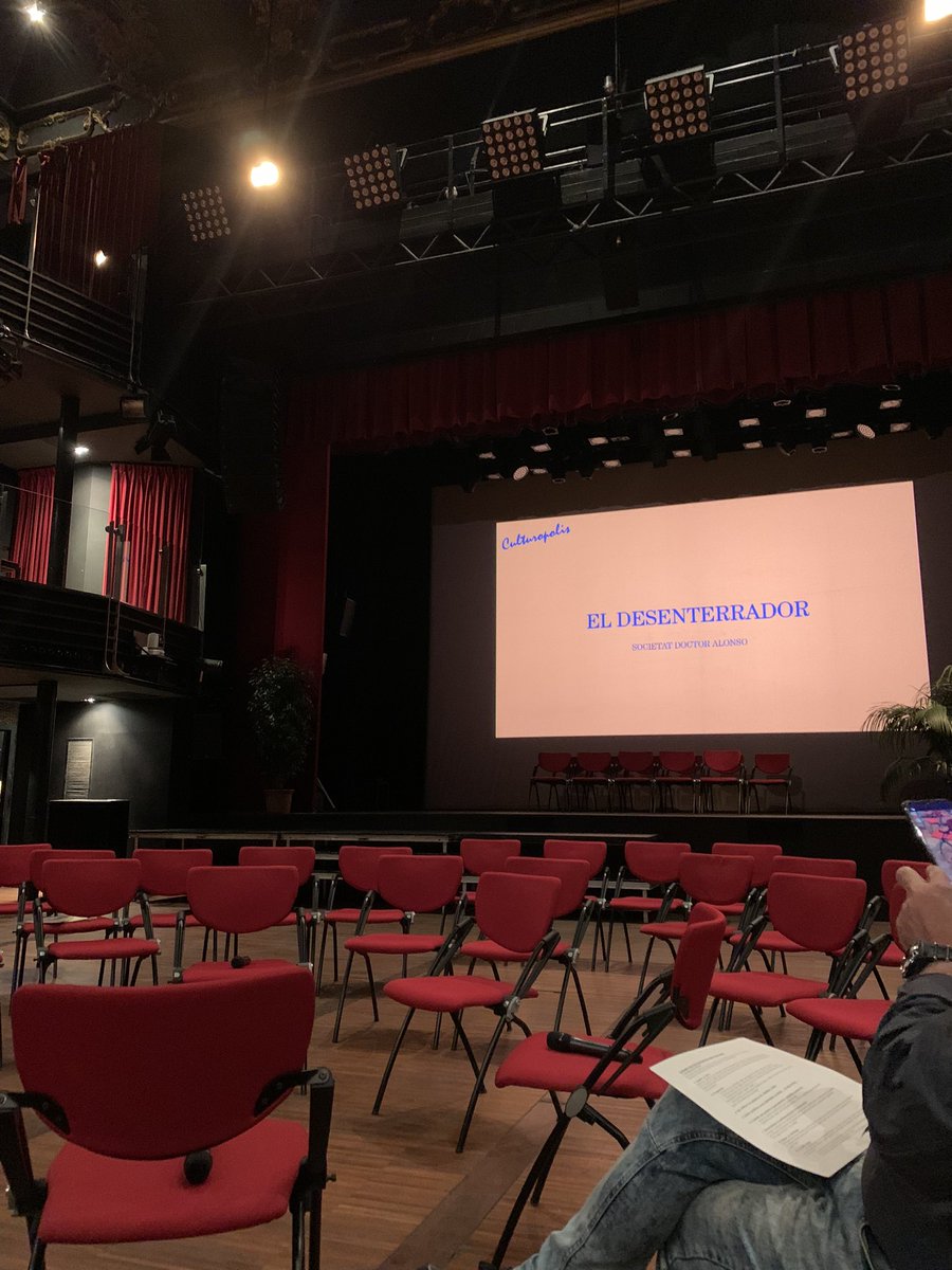 abreabinub's tweet photo. Taller “El desenterrador” de #culturopolis del passat 17 de novembre
#ReptesEduso22 https://t.co/o92DoFwhNY