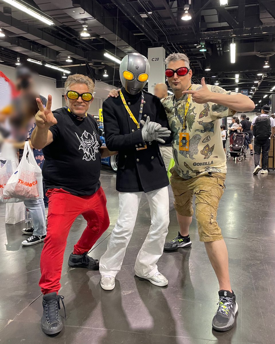 zariganiboyz's tweet photo. The Robot Brothers!!
#DCON #dcon2022 #designercon #designercon2022 https://t.co/yInptKFtx7