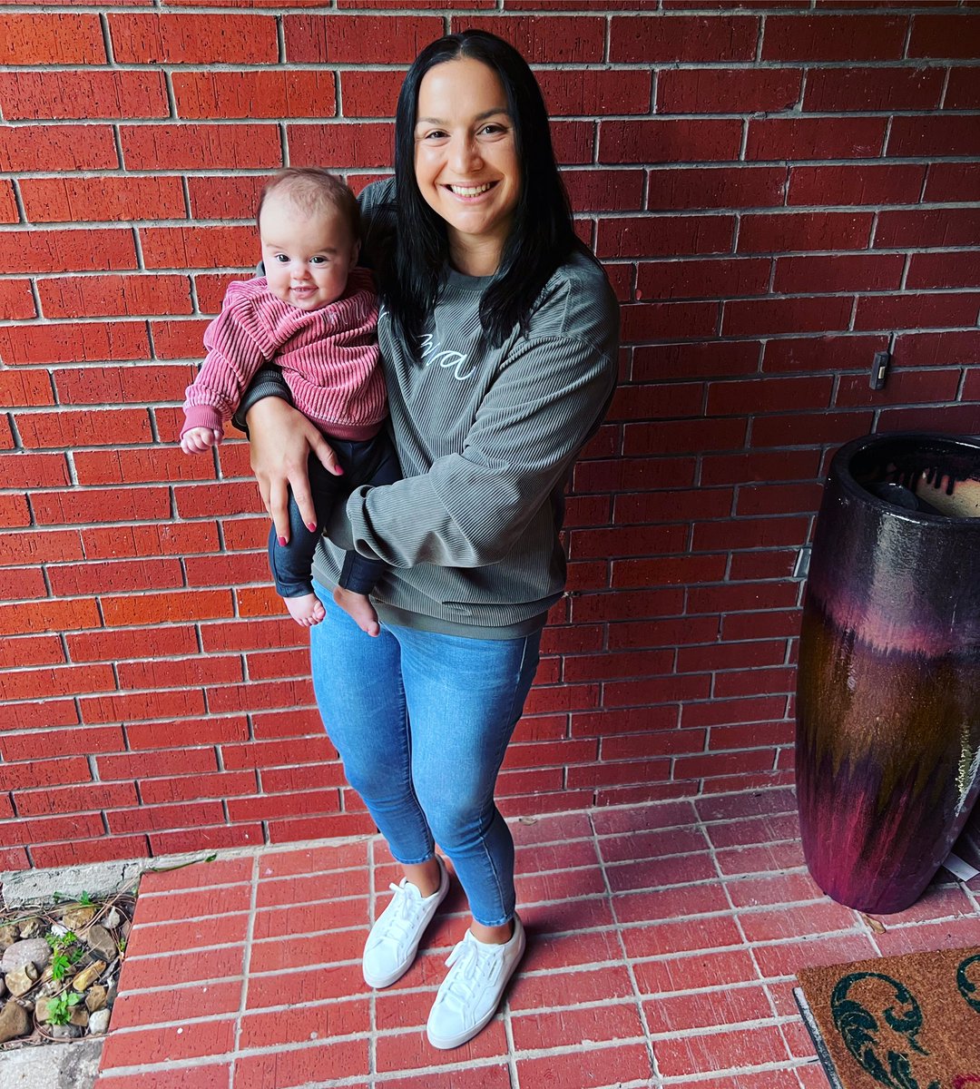 ChaninLuz's tweet photo. Matching outfit with Bella #mamaandmini 💕 https://t.co/hDUgI0OME1