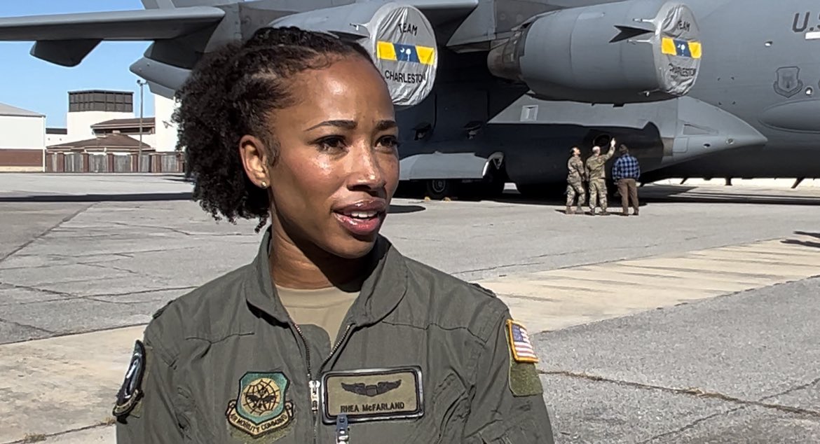 _nataliespala's tweet photo. Capt. Rhea McFarland is the first female African American to receive the DFC. Hear what this historic achievement means to her and what it says about the future of the U.S. Air Force tonight at 7 on @ABCNews4. https://t.co/BlgfZRbUXE