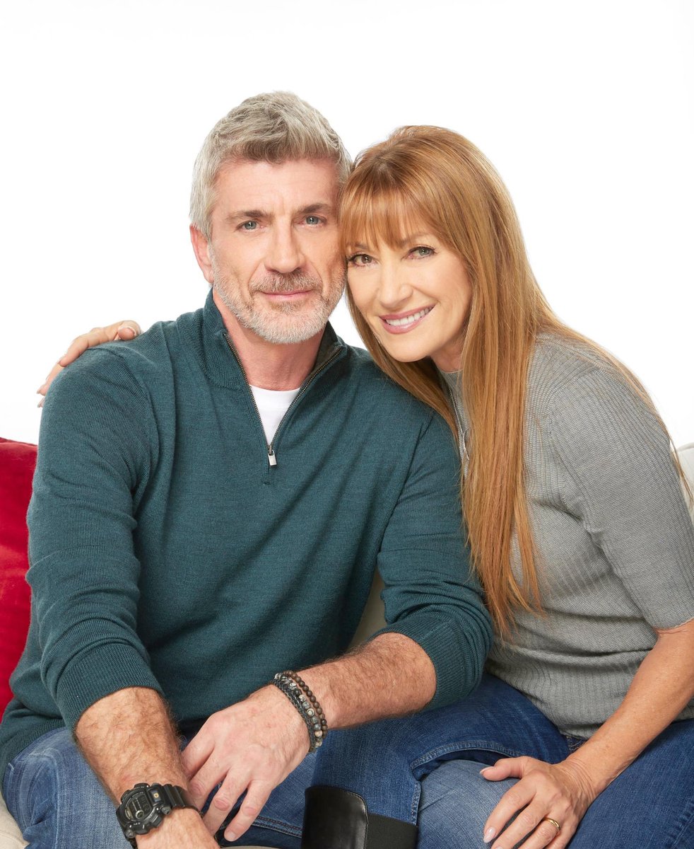 #JaneSeymour reunites with a familiar co-star -- her #DrQuinnMedicineWoman colleague #JoeLando -- in Sunday's new <a href="/lifetimetv/">Lifetime</a> movie #AChristmasSpark. The Primetime Emmy-winning actress talks with me about the film: rb.gy/bbmzs7