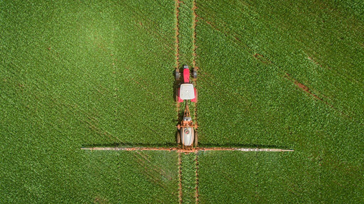 novatelinc's tweet photo. How are #GNSS technologies used to help feed the world?
Explore how #PrecisionAg works, why smart farming relies on satellite positioning and #GNSScorrections, as well as where autonomous applications will take the industry in the future.
Read now >> https://t.co/gODppinxHH https://t.co/Mf7rnQhD7G
