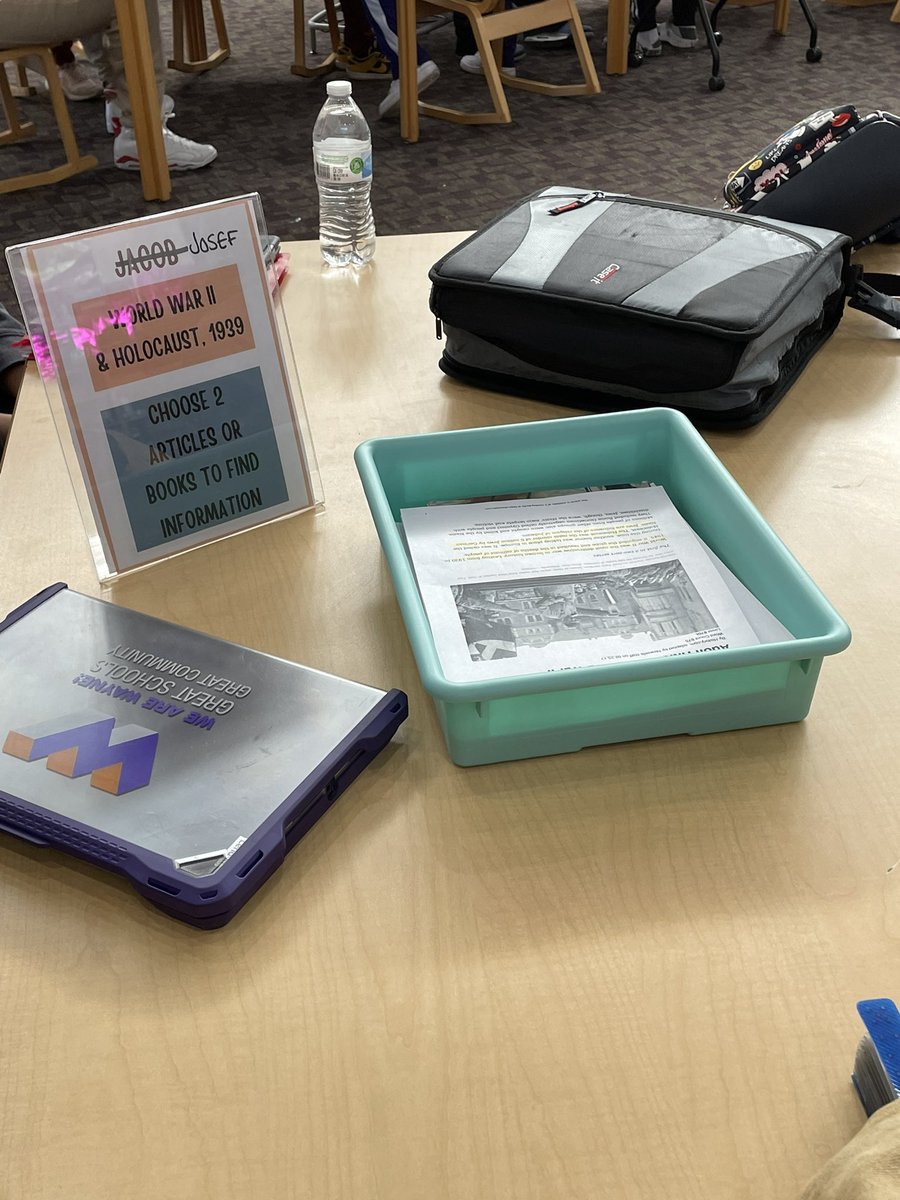 amvanderwall's tweet photo. My @CHC_Stars students got to learn from Mrs. Jenkins, our media specialist about two different types of research: traditional print resources and database and keyword research. @chapelhill78 #wearewayne https://t.co/7z9XGkRcD5