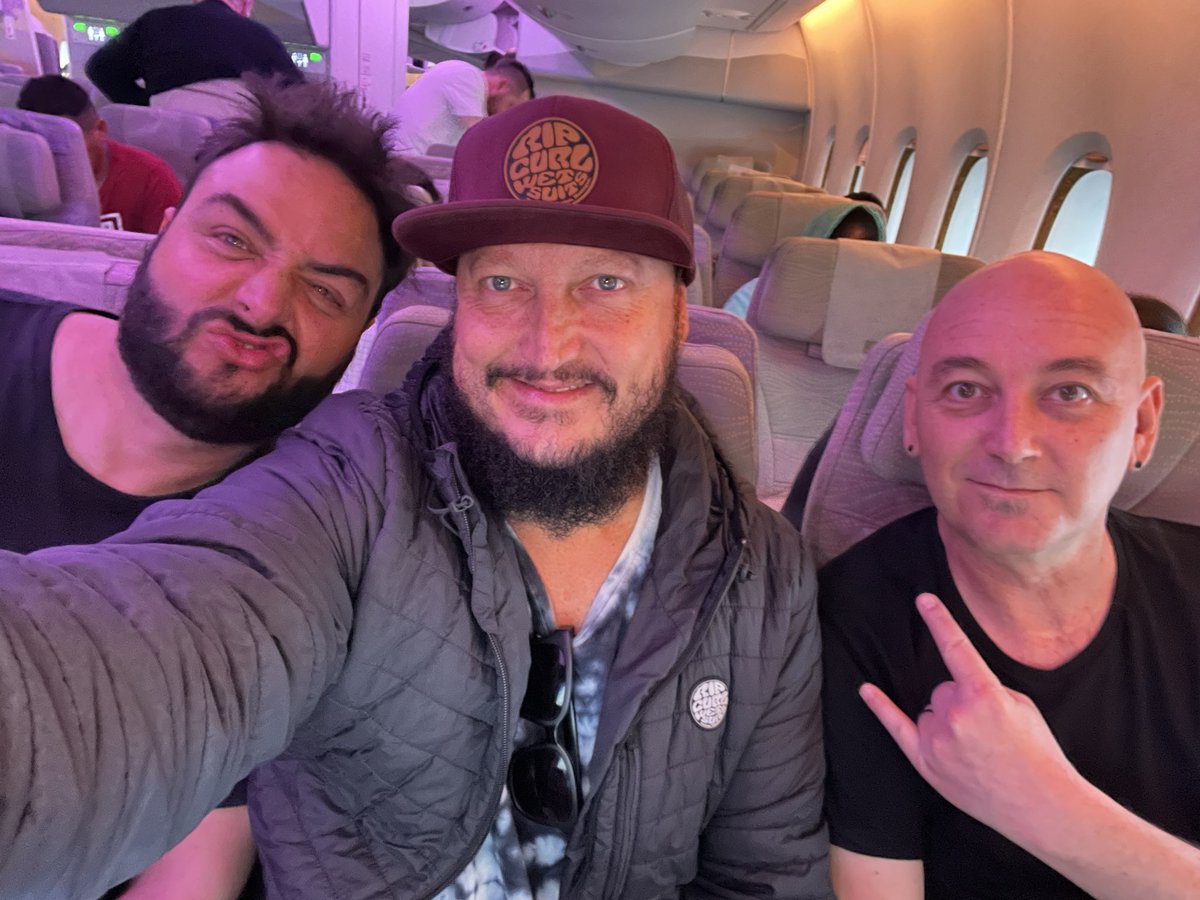 Goodbye South Africa &amp; Hello New Zealand. Playing a few festivals round #newzealand @oempafestival @prime_circle  <a href="/NeilBreytenbach/">Neil Breytenbach</a> Amped for this one #primecircle #primecircleband #oempafestival