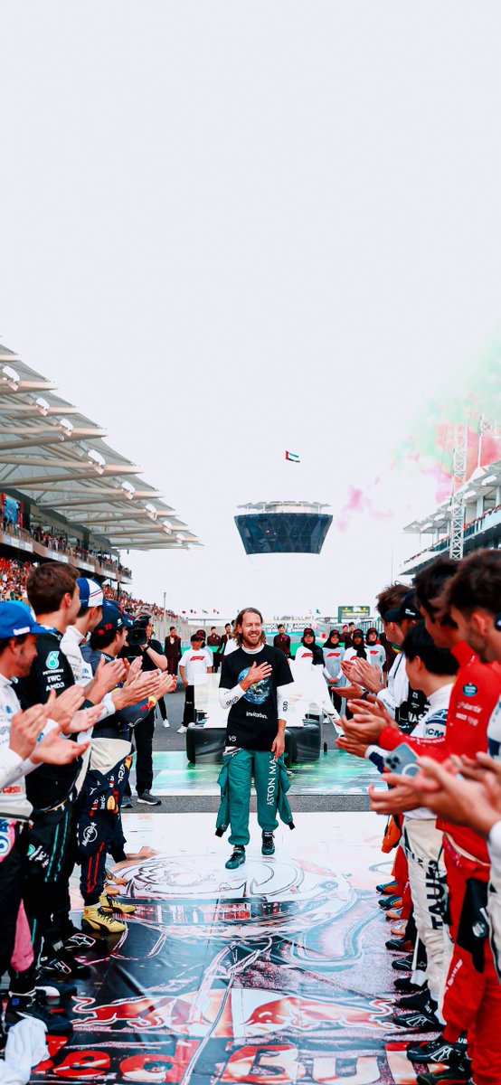 HQFormula1's tweet photo. 📂 Wallpapers
 └🏁 #AbuDhabiGP
      └🇩🇪 Sebastian Vettel https://t.co/KUkVlkD36T