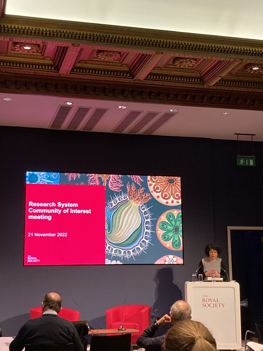 Big thanks to shadow science minister <a href="/ChiOnwurah/">Chi Onwurah 💙</a> for coming to speak at <a href="/royalsociety/">The Royal Society</a> on Labour’s priorities for research &amp;  development. “An industrial strategy council on statutory footing would secure long term investment and stability for r&amp;d”