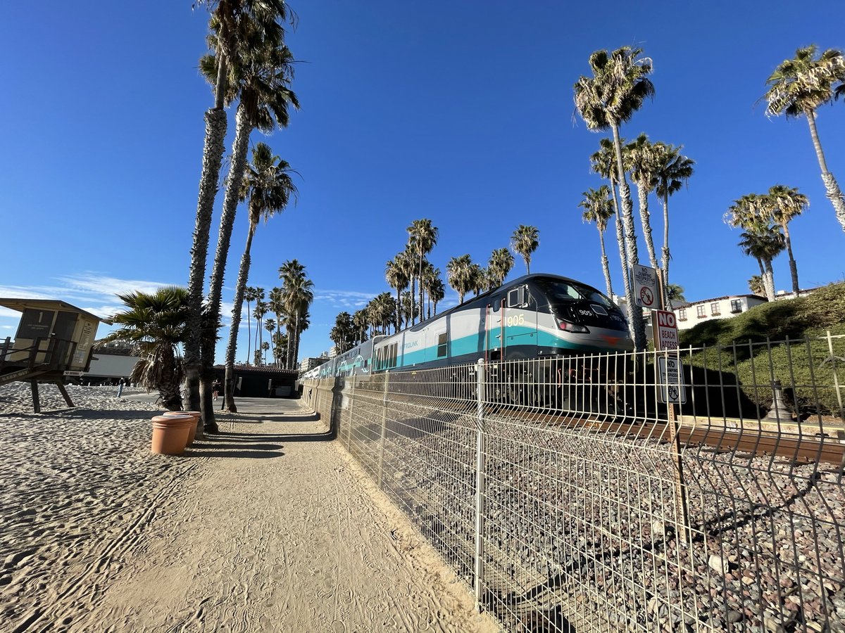 0912_ting's tweet photo. If I were to recommend a beach in California, it must not be the famous Santa monica https://t.co/XJY5k4YnoB