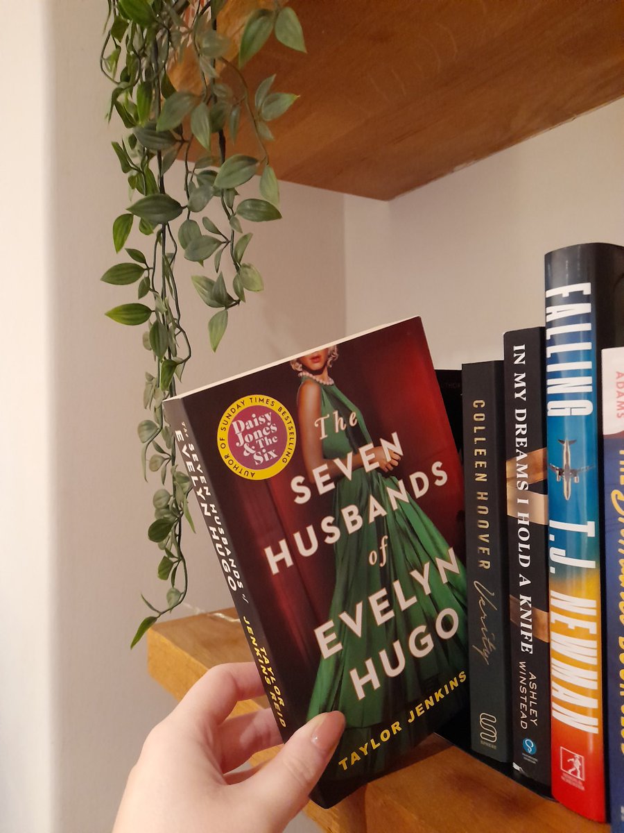 Bearsden Academy Library (@bearsdenlibrary) on Twitter photo RMPS teacher Miss Ward enjoyed her weekend read!
What did you read this weekend?
#bearsdenreads #teachersread <a href="/BearsdenReading/">Bearsden Academy Reading Schools</a> <a href="/MissWardRMPS/">Miss Ward 🌻</a> #readingschools <a href="/scottishbktrust/">Scottish Book Trust</a> RMPS teacher Miss Ward enjoyed her weekend read!
What did you read this weekend?
#bearsdenreads #teachersread <a href="/BearsdenReading/">Bearsden Academy Reading Schools</a> <a href="/MissWardRMPS/">Miss Ward 🌻</a> #readingschools <a href="/scottishbktrust/">Scottish Book Trust</a>