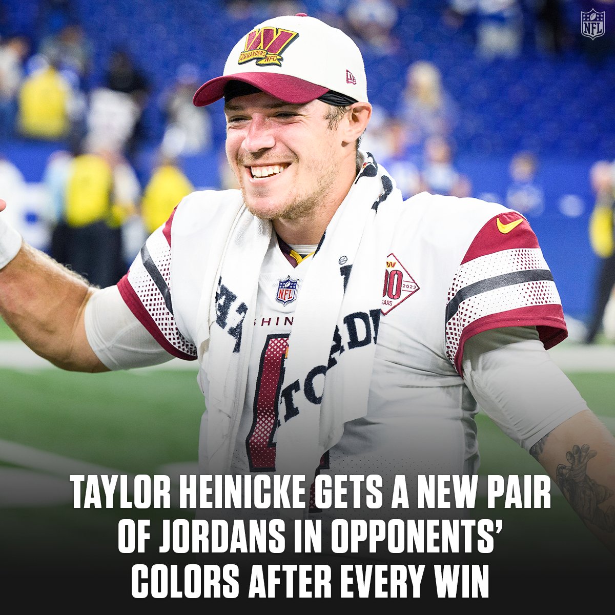 NFL's tweet photo. Taylor Heinicke has started one of the best victory traditions in the game. 🔥 

(THREAD 🔽) https://t.co/bb2qPvRxxd