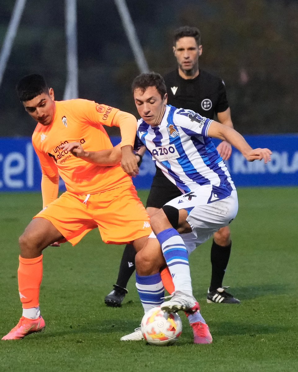 CD_Alcoyano's tweet image. 🙌 Este domingo debutó con el Deportivo David Conejero ante la @RealSociedad B

¡Enhorabuena! 👏