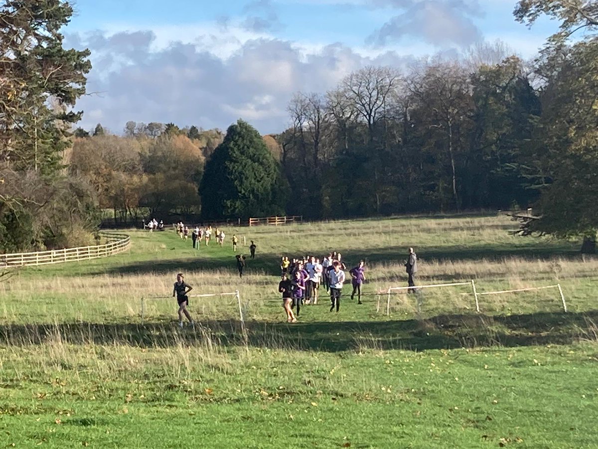 Last week, 26 schools from across South Northants and Daventry took part in a Cross Country competition here at Courteenhall. 

There were just over 500 runners  who participated, which ranged from 1100m (Year 3 pupils) up to 4100m (U17 students)

#Northamptonshire #EventsVenue