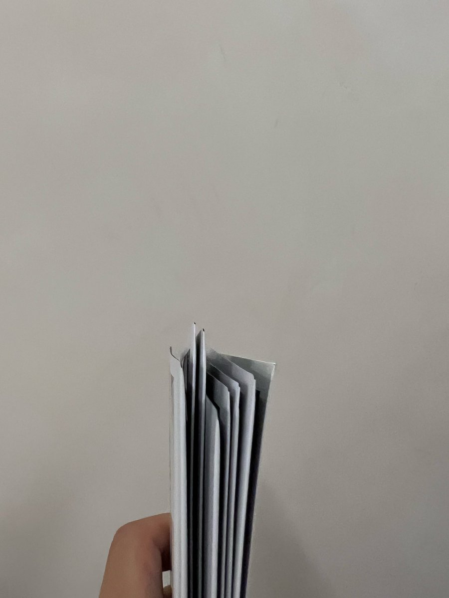 enhypenweverse's tweet photo. [ #제이’s Post ] 221122

#JAY: Polaroids inside the drawer that I didn't even know existed for the whole two years..🤣

@ENHYPEN_members @ENHYPEN #ENHYPEN #엔하이픈 https://t.co/Y83FS74GgP