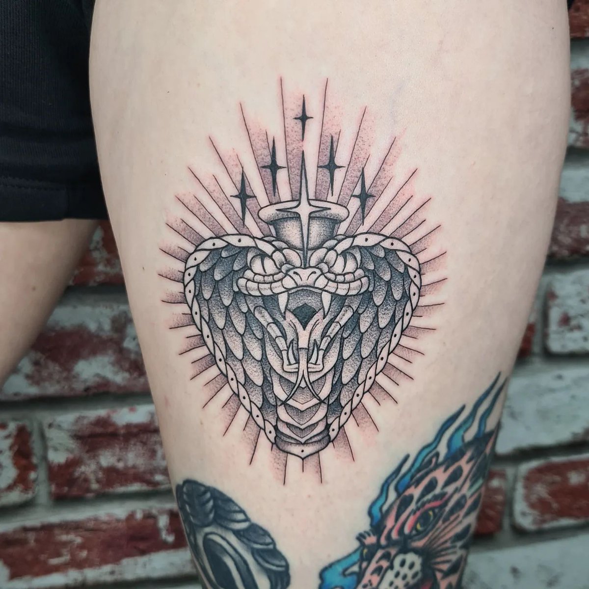 Charlie and Martins have walk in space tomorrow 22.11.22! Charlie from 11:30am-2pm and Martins 2pm -6pm. @chazappletattoo <a href="/d/">d</a>.cobrah #blackandgreytattoos #guineapig #snake #cobra