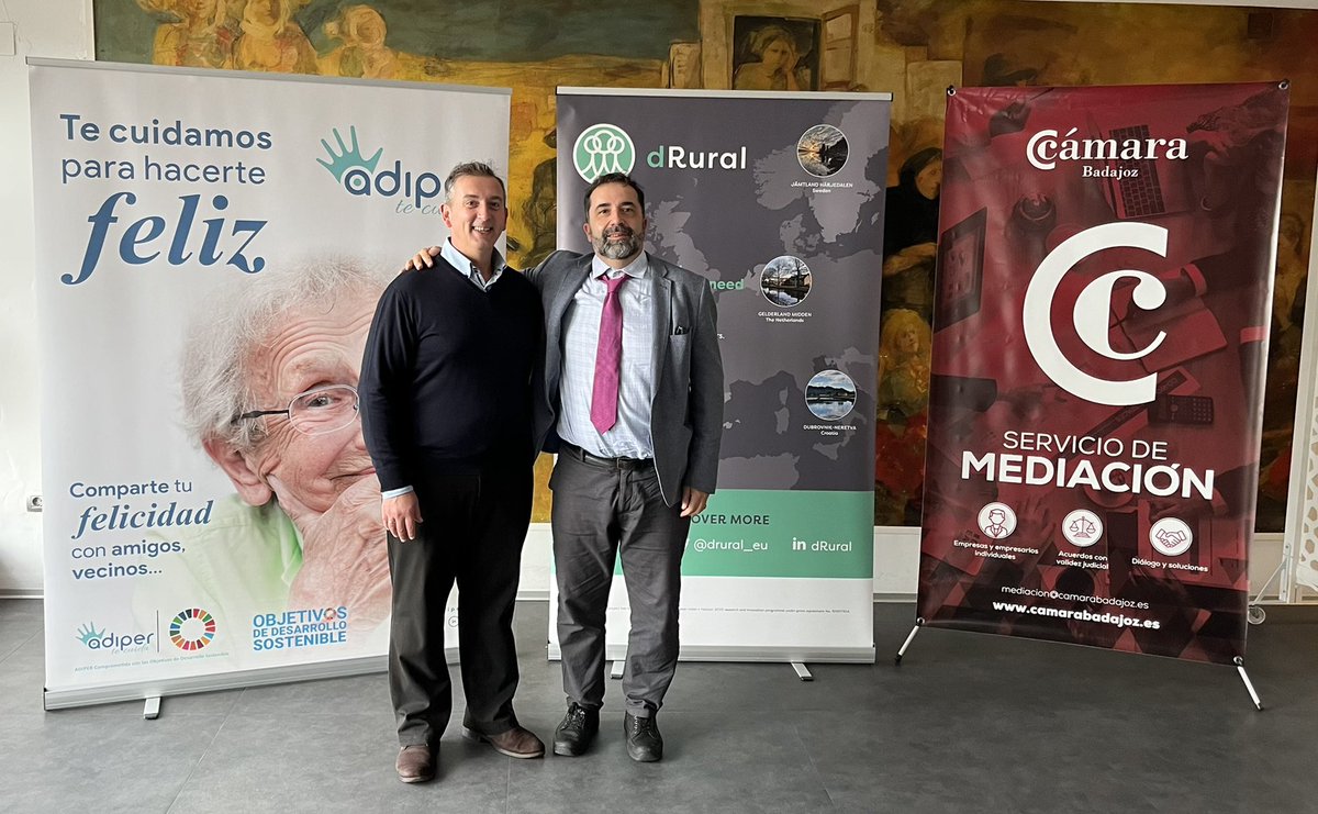 Pablo Gª Rguez (@pablogarguez) on Twitter photo Esta tarde en #Badajoz con el proyecto europeo <a href="/drural_eu/">DRural_EU</a> <a href="/dRuralExtremad1/">dehesa Rural Extremadura</a> con regiones de #Suecia #Croacia #Holanda y #Extremadura para la #TransformaciónDigital del #MundoRural Gracias por estar ahí!!!!!! <a href="/adipertecuida/">Adiper te cuida</a> <a href="/bernamorillo/">Bernardino Morillo</a> <a href="/JGomezraja/">Jonathan Gomez-Raja 🟩⬜⬛ 🇪🇺</a> <a href="/angelbarreranie/">Ángel Barrera Nieto</a> <a href="/DihExtremadura/">EDIH Extremadura Tech4efficiency</a> Esta tarde en #Badajoz con el proyecto europeo <a href="/drural_eu/">DRural_EU</a> <a href="/dRuralExtremad1/">dehesa Rural Extremadura</a> con regiones de #Suecia #Croacia #Holanda y #Extremadura para la #TransformaciónDigital del #MundoRural Gracias por estar ahí!!!!!! <a href="/adipertecuida/">Adiper te cuida</a> <a href="/bernamorillo/">Bernardino Morillo</a> <a href="/JGomezraja/">Jonathan Gomez-Raja 🟩⬜⬛ 🇪🇺</a> <a href="/angelbarreranie/">Ángel Barrera Nieto</a> <a href="/DihExtremadura/">EDIH Extremadura Tech4efficiency</a>
