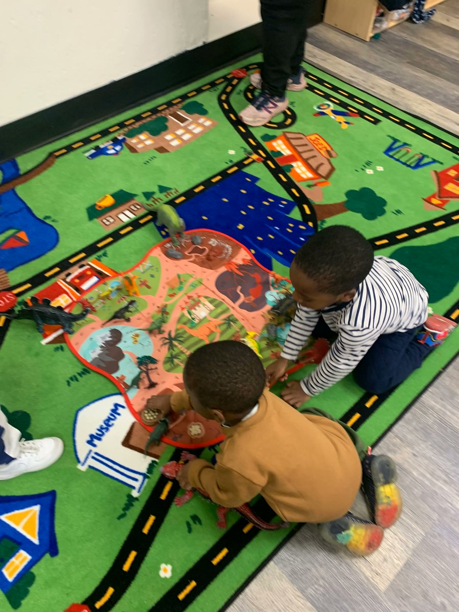 newhavenymca's tweet photo. This month, in our preschool program, we’re learning about all things Dino! From dinosaur names, to size, to noises, we’re learning it all. Learning is so much fun! #YMCA #ForYouthDevelopment https://t.co/xKr9hnAaBb