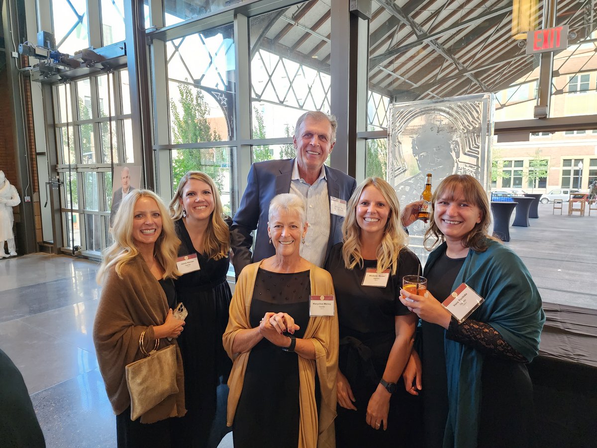 OppidanInc's tweet photo. Our CEO, Joe Ryan, was recognized by Minneapolis-St Paul Business Journal as one of the Most Admired CEOs, and we couldn't be more proud. He is a bold visionary, and we are grateful for his https://t.co/X7DIF9LCuj more about this award here: https://t.co/6TA3oLaNTM
#Leadership https://t.co/SxFN1Bu5Ro
