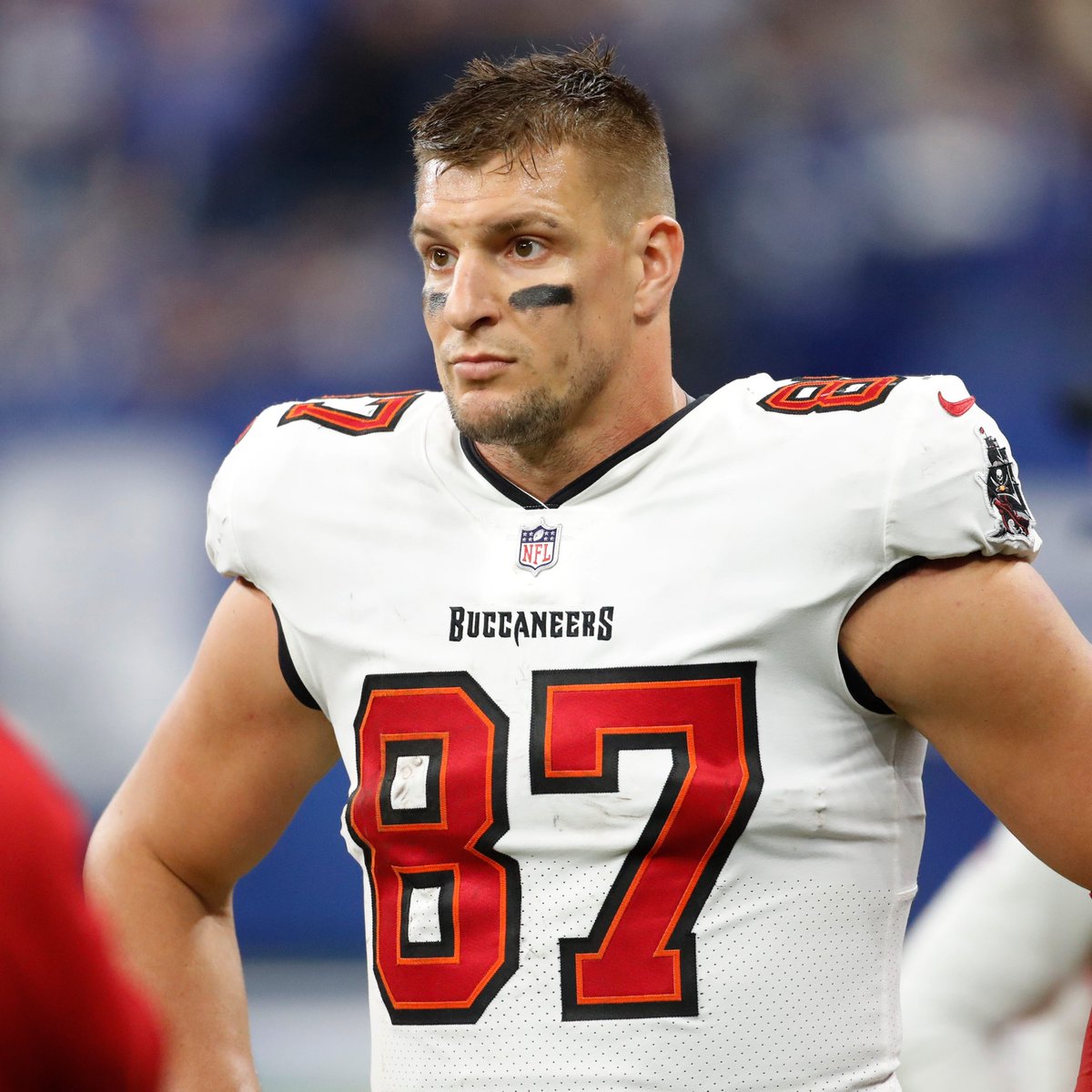 HardRockBet's tweet image. First 137 career games:

Kelce                    Gronk
773          Rec        595
9,861   Rec Yds    8,862
68         Rec TD     90
7          Pro Bowls  5

Kelce's prime has lasted longer than Gronk's career 🤯