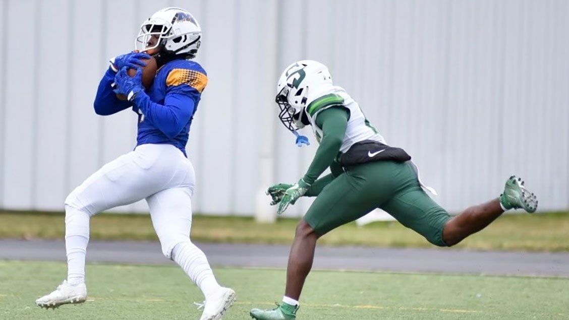 MrStokes_5's tweet photo. After a conversation with @CoachV93 I’m Super Excited to say that I’m Blessed &amp; Honored to receive my 1st D1 Scholarship(FCS) to MoreHead State💙💛. #GoEagles!! #GodsPlan  ALL$$IN🏁
@coachfischer7 @Saddleback_FB @saddleback_DC @JuCoFootballACE @JUCOFFrenzy https://t.co/NDErFMhuGo