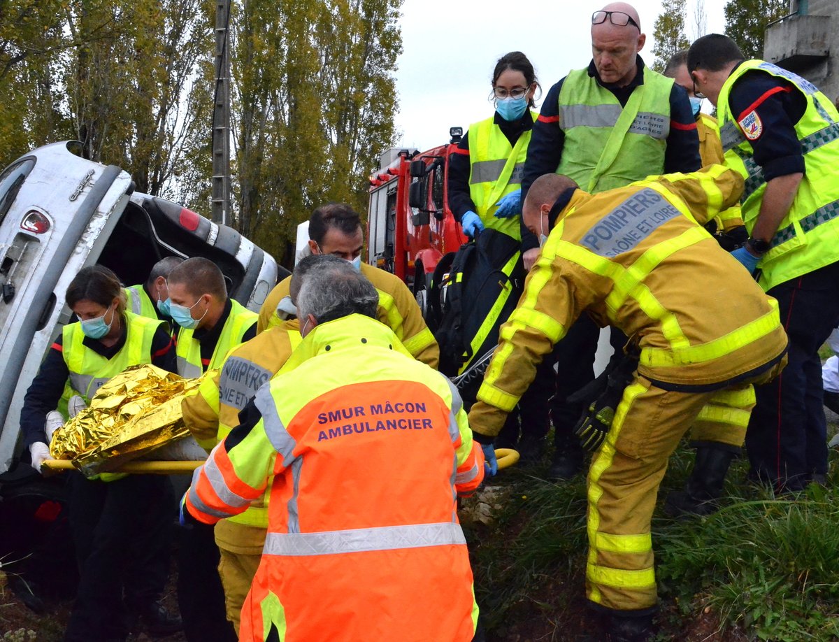 Sapeurs-pompiers de Saône-et-Loire tweet media