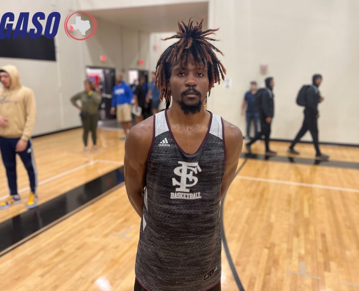 CoachPeteQuinn_'s tweet photo. 6’3 sophomore guard Sean Franklin (@15sean2savage) is having a solid start to life at Fort Scott CC. He had 20 pts and 7 rebounds this weekend vs. St Louis CC.

Aside from his solid offensive production, he’s also the team’s best defender.

No one…I repeat…NO ONE plays harder. https://t.co/LMkb9RVIAo