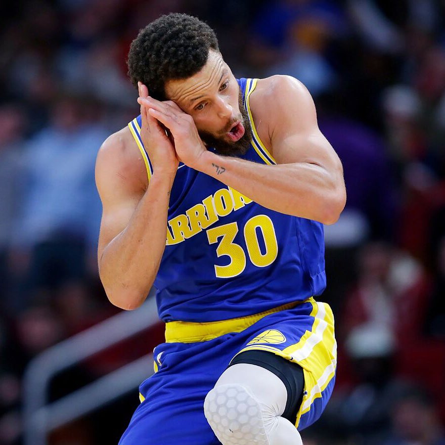 TheHoopCentral's tweet photo. Steph Curry’s Unanimous MVP season vs. this season:

2015/16:
- 30.1 PPG
- 6.7 APG
- 5.4 RPG
- 50% FG
- 45% 3P
- 90% FT

2022/23:
- 32.3 PPG
- 7.1 APG
- 6.7 RPG
- 52% FG
- 44% 3P
- 90% FT https://t.co/qfEBANH0rg