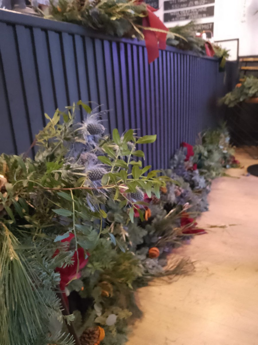ignitionbeer's tweet photo. Order a gorgeous #ChristmasWreath! All unique, #handmade with seasonal scented foliage. Pre-order here, then choose/collect from Ignition TODAY 4-6pm &amp; 26 Nov 12-6pm: https://t.co/QZv7VgcPtS Made by Joy Dever, young entrepreneurs in collab with us, @LewishamMencap &amp; UnrulyFlowers https://t.co/jc1sD2XL5Z