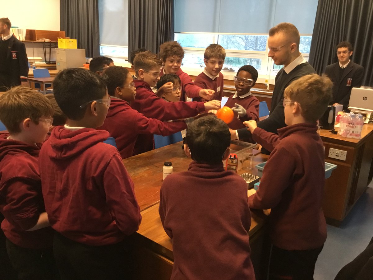 P7 had a fantastic day at <a href="/GrammarAberdeen/">Aberdeen Grammar</a> for their first transition activity, exciting science experiments and a chance to explore the school grounds whilst orienteering - even the rain couldn’t dampen our spirits! Thanks for hosting us 😁