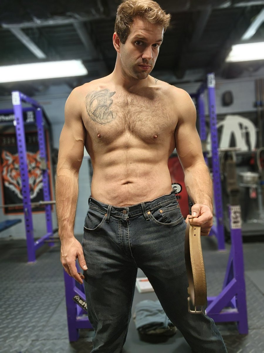 JacobHacker08's tweet photo. Best of both worlds
#thejakeofalltrades

#model #actor #firefighter #paramedic https://t.co/tspb5m9lmm