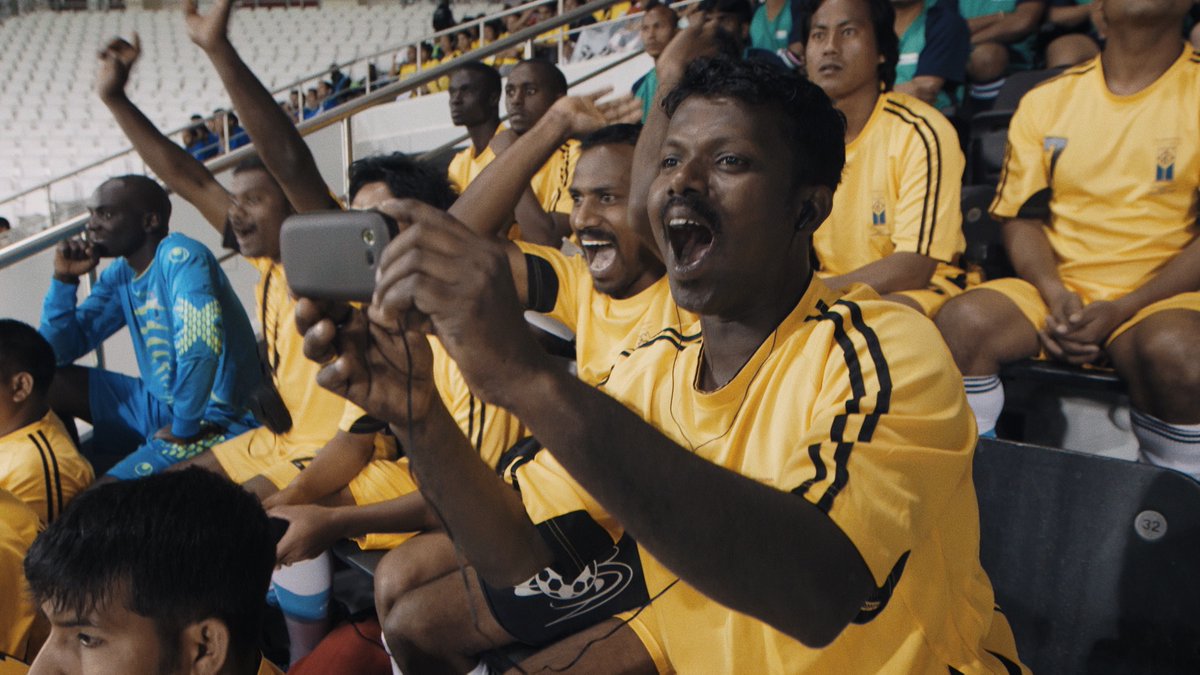 Calling on all #Canadian #teachers! @workerscup film is now free + available online across #Canada as part @docsforschools Human Rights Program for grades 7 -12. It is essential @FIFAWorldCup viewing! #Qatar2022 Booking here: bit.ly/3RRzyXy 1/3