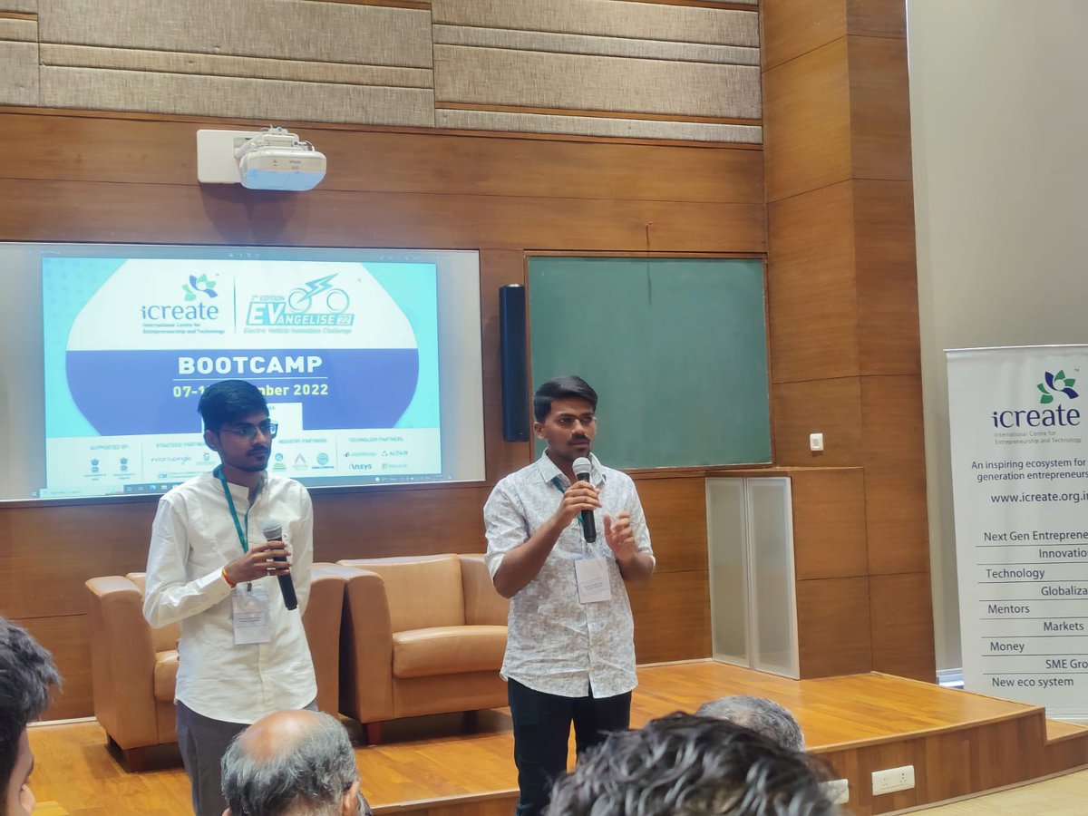 Darshan_IITH's tweet photo. Last week we had an opportunity to be part of EVangelise 22 organized by iCreate.

Presented our #innovation to Industry experts and had good interactions with various startups working hard to solve the problems around #electricalvehicles ecosystem.
#startup #ElectricVehicles https://t.co/FRryG5dGkT