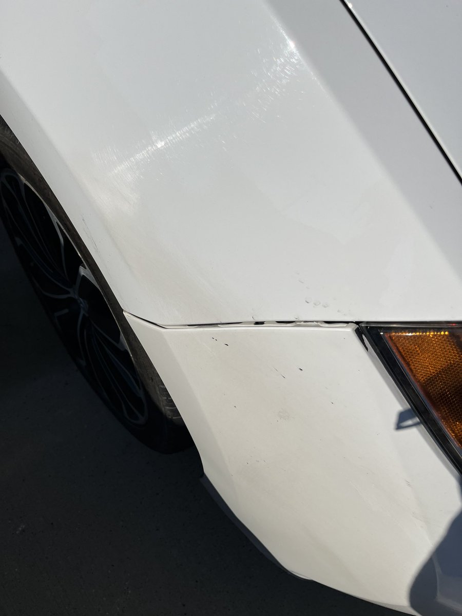 vohnyf's tweet photo. @CaliberAutoBody  I had some work done back in September and the work done is not up to my satisfaction. I have called and called my shop to either get a partial refund, or get the work completed with a rental supplied and I still have yet to get answers. Heres before and after. https://t.co/5l7RtFDbO9
