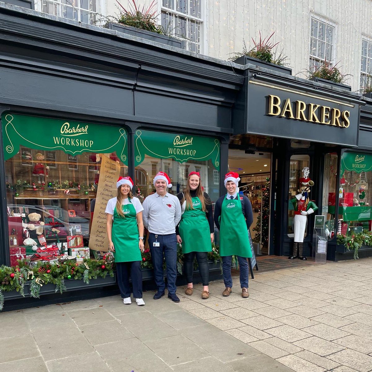 OurHospCharity's tweet photo. #Barkers of #Northallerton are offering a giftwrap service at both their department &amp; home store. Customers can take their purchases to the giftwrap station &amp; have their gifts beautifully wrapped by the team. They can then make a donation to Our Hospitals Charity.🎄🎁💝 #Friarage https://t.co/sEEH5hLD88
