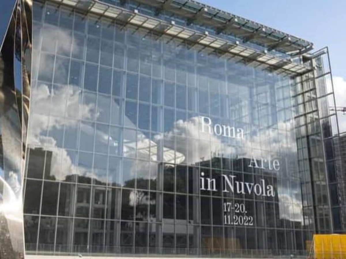 A Roma il contemporaneo vola tra le nuvole dell'Eur
Articolo di Chiara Sticca  - clicca qui per saperne di più : tinyurl.com/4kf473t2