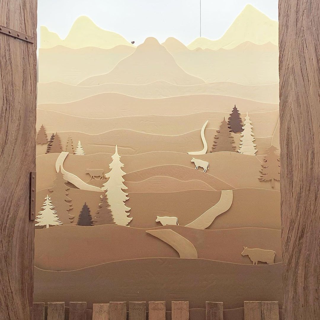 MeetingFr's tweet photo. Are you a chocolate lover? 

🍫 Here is some chocolate artworks from the Paris’ Chocolate Fair last month!

📍Paris, France

What is your favorite chocolate art piece ? 🌟
📸hyun___sweets, worldchocolatemasters &amp; ivoandana

#meetingthefrench #parischocolatefair #chocolatelover https://t.co/rAsyNEKg6L