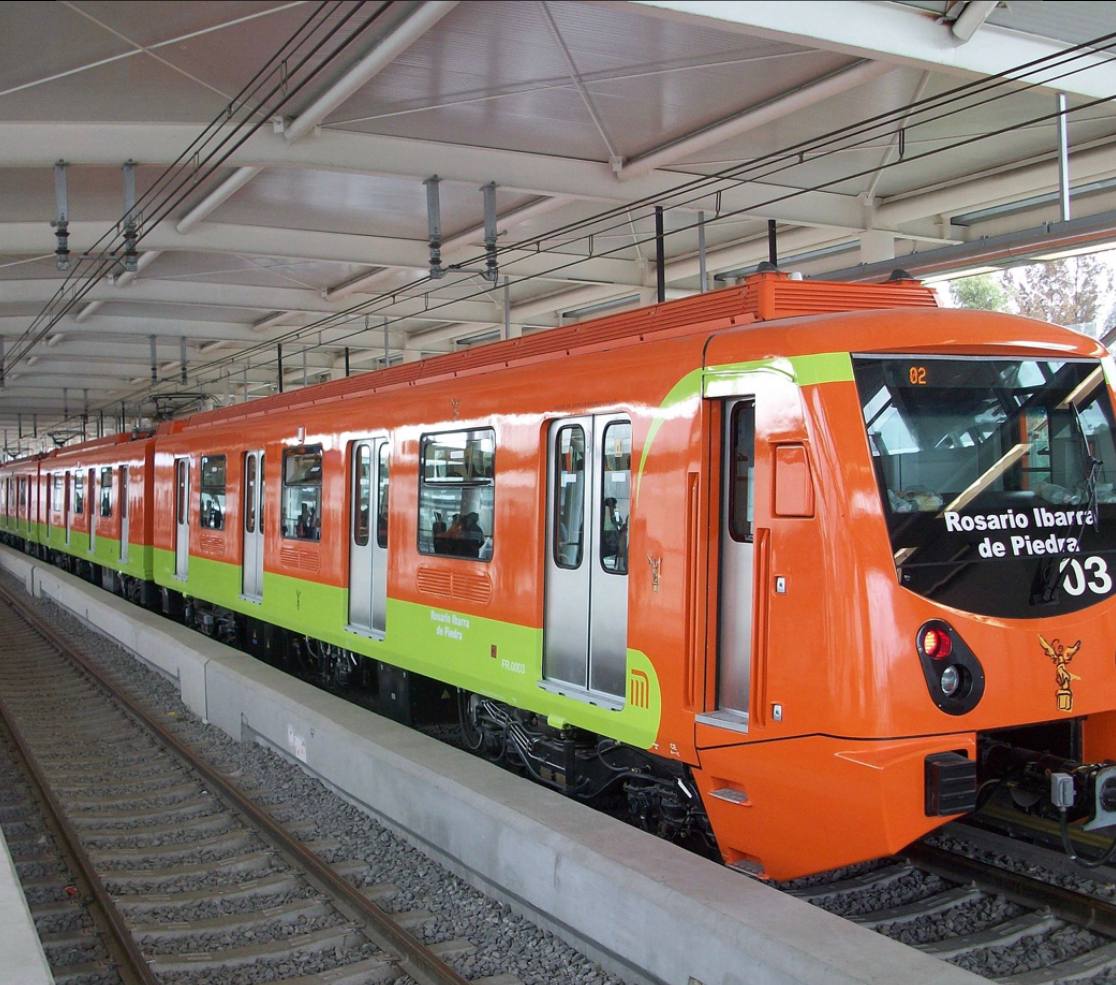 avanzada_n's tweet photo. ¿Quién dirigía y administraba el @MetroCDMX cuando se cayó el tramo elevado de la #Linea12?
¡Mira el siguiente video de @Fercoca! 👇🔉
#AvanzadaNacional #MetroCDMX #Metro #Linea12 https://t.co/4gBr9OzUYh
