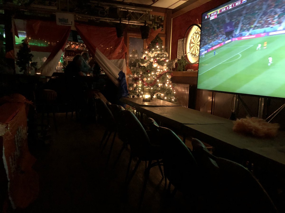 boukenielsen's tweet photo. Voetbal gekeken bij café Reiderland in Nieuweschans. Prima accommodatie met fantastische stamppotten. Top. https://t.co/I2f4blxYoZ