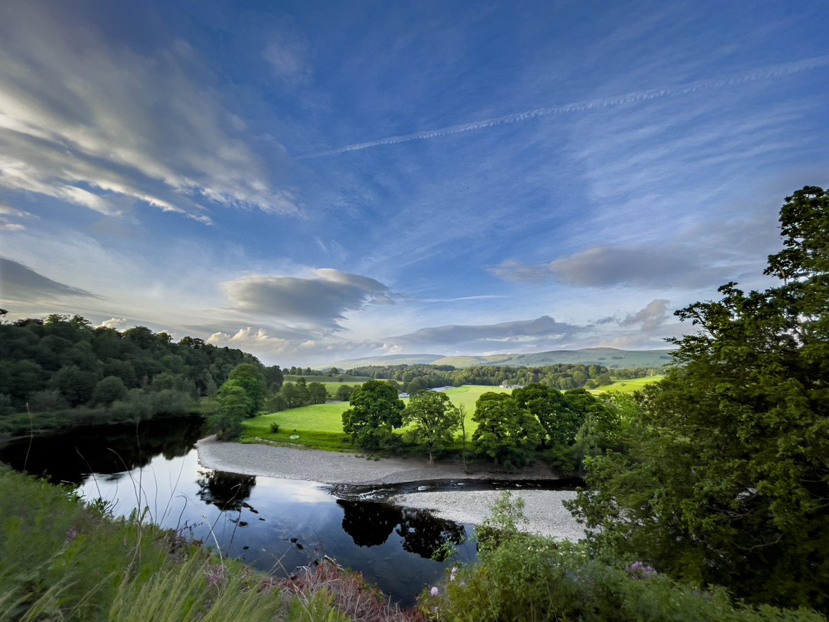 yorkshire_dales's tweet photo. #RuskinsView is #KirkbyLonsdale's most famous landmark, sadly now closed due to erosion.
The town is aiming to raise Β£1m to restore the pathway and make access possible again. Can you help? π
https://t.co/wMVsHx8cEN
πΈ Rick Parker Photography https://t.co/ReTp3olG92