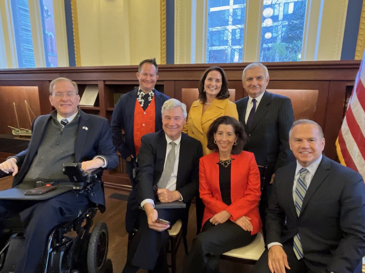 Secretary Gina Raimondo tweet media