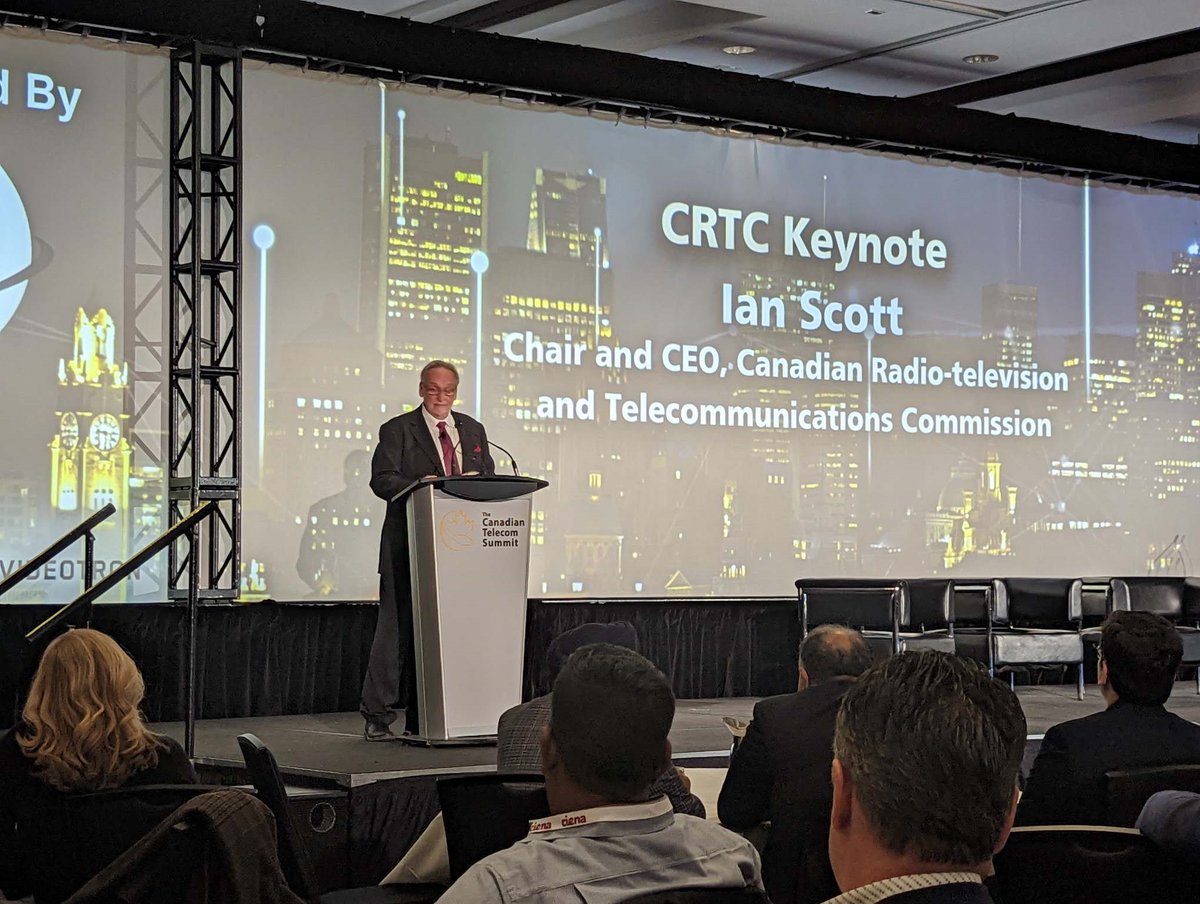 <a href="/MDagonas/">Mathieu Pierre Dagonas</a> de la CPRST est au sommet canadien des télécommunications cette semaine! Merci à Ian Scott de <a href="/CRTCfra/">CRTCfra</a> pour son discours instructif. #CTS2022