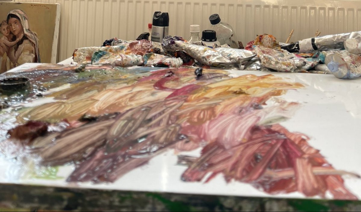 TIQsoEG's tweet photo. Colors, matching colors, #divineinspiration, together they create the perfect recipe for a masterpiece in the physical world!
#WAGMI #Frens #IRLM
•
#phygital #nfts #digitalpainting #digitalcollectibles #digitalart #masterpiece #digitalpainting https://t.co/PwzRGlkTlh