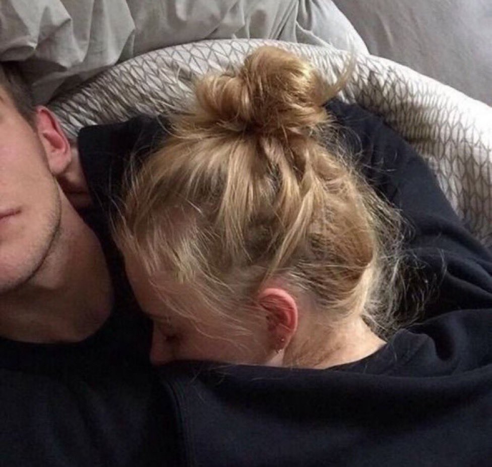 Couples 🎀 tweet media