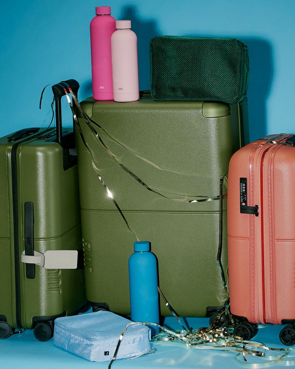 🎉 Black Friday has landed at July. Our Bundle &amp; Save offer starts now. Buy two or more items and save up to $200. T&amp;Cs apply. ✈️ 

july.com/au/black-frida…